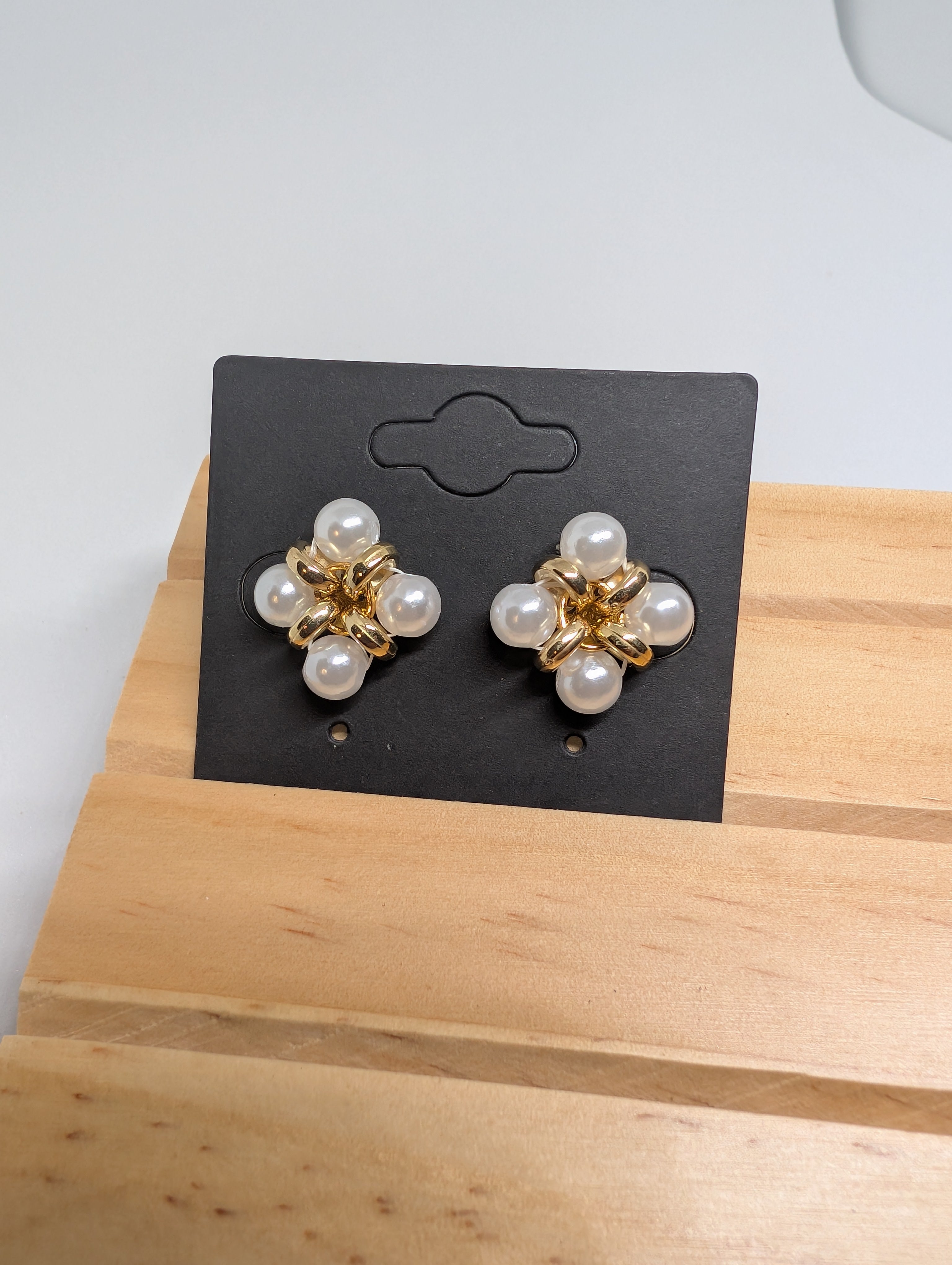 Pearl Blossom Studs, handmade beaded earrings in white and gold