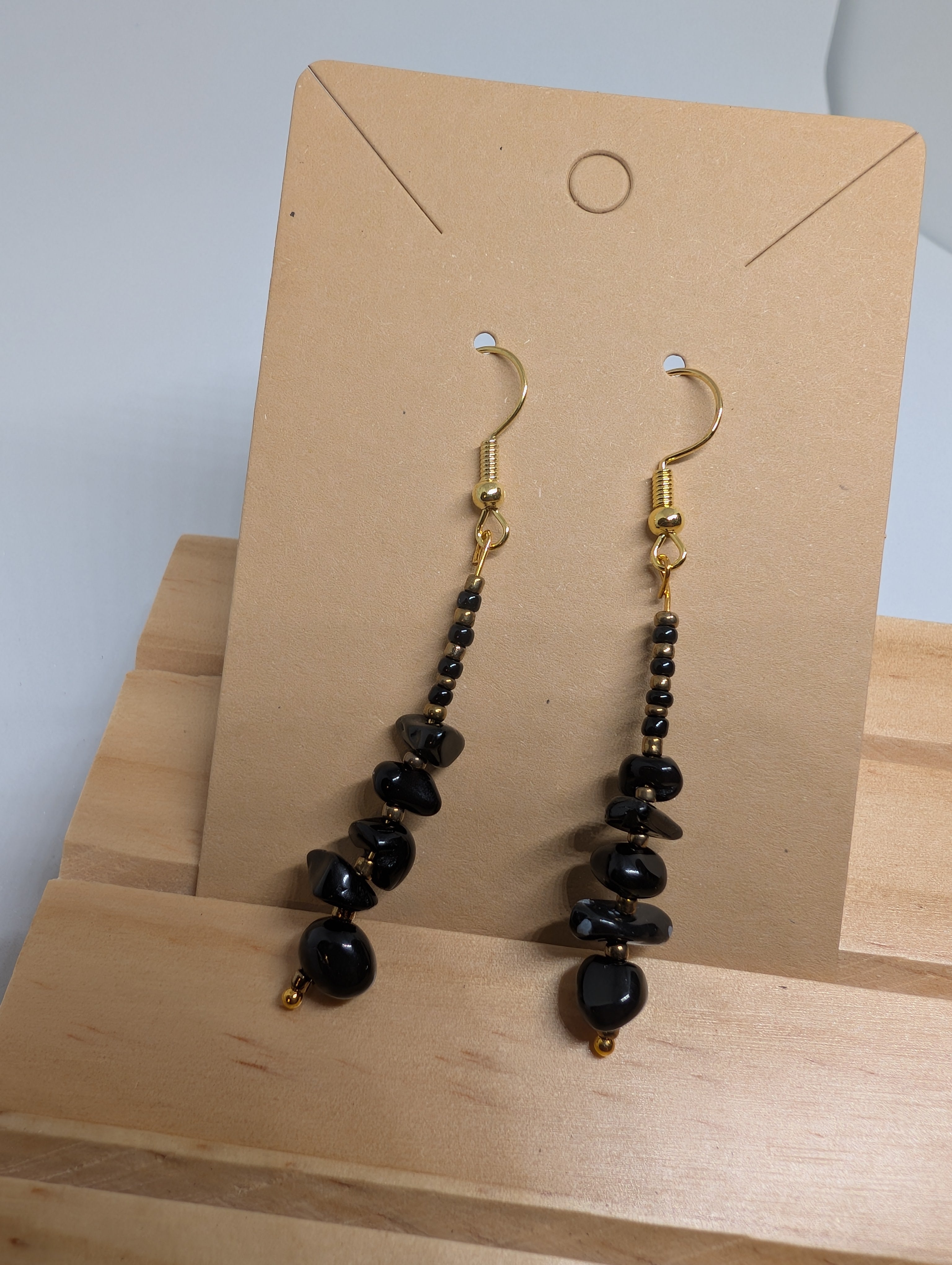 Jet Chip Cascade, handmade beaded earrings in black and gold