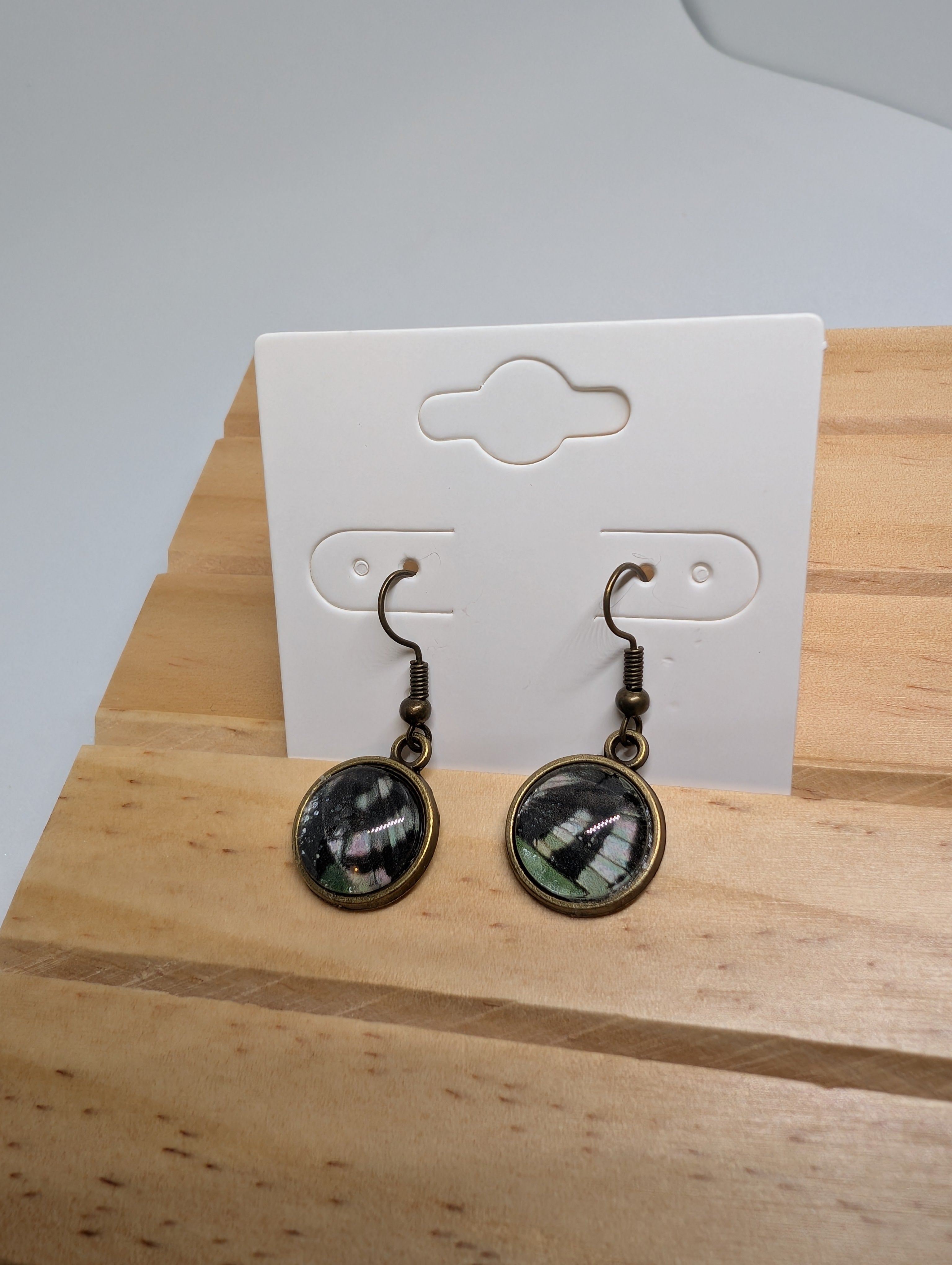 Moth Wing Stripes, handmade beaded earrings in black, green, pink and bronze
