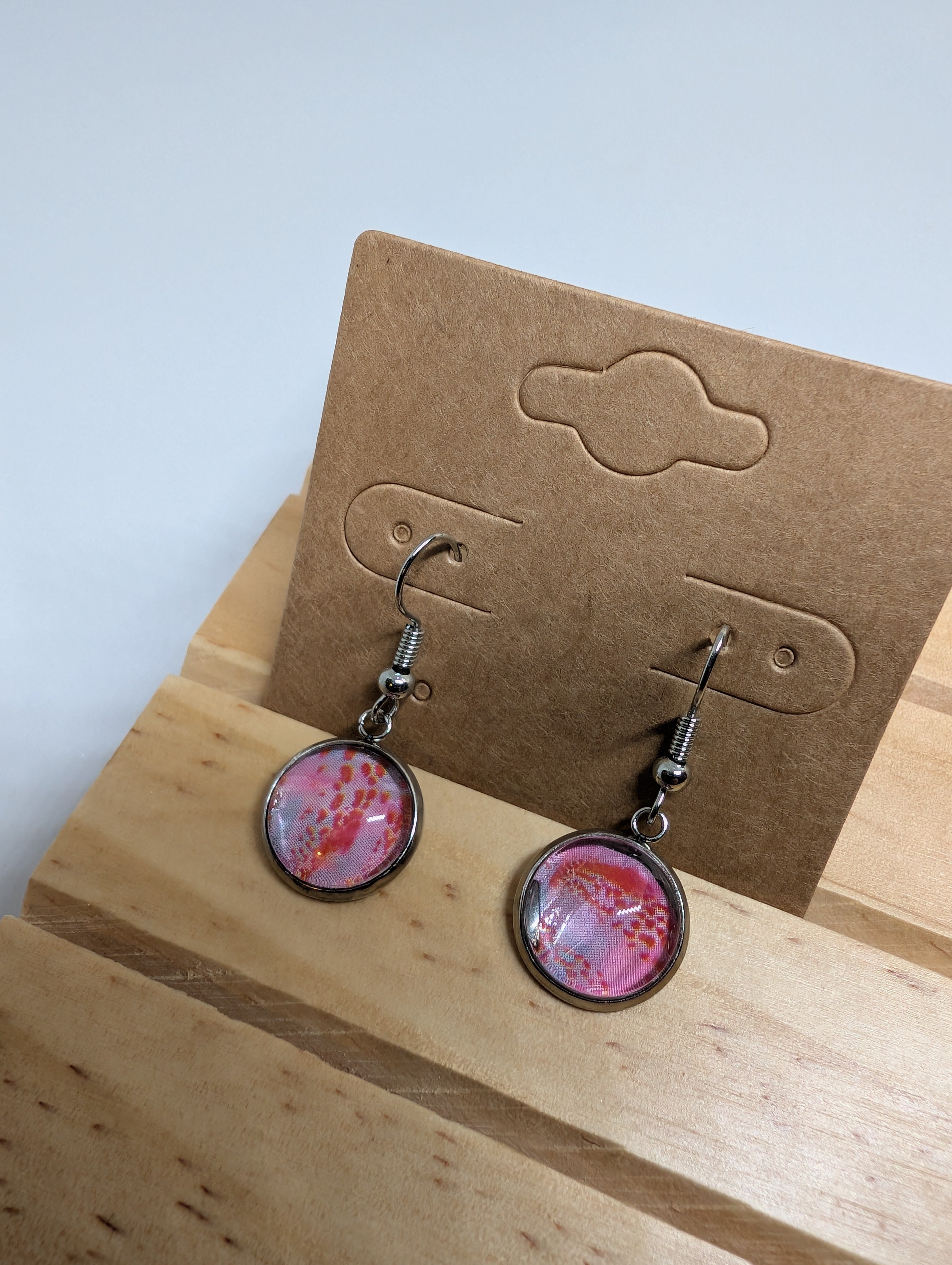 Coral Speckle Discs, handmade beaded earrings in pink, orange and silver